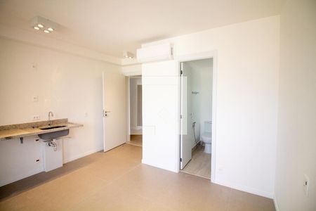 Sala / Quarto - Studio de kitnet/studio à venda com 1 quarto, 22m² em Santo Amaro, São Paulo