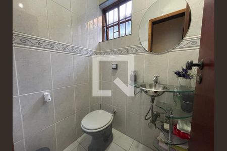 Lavabo de casa para alugar com 3 quartos, 182m² em Butantã, São Paulo