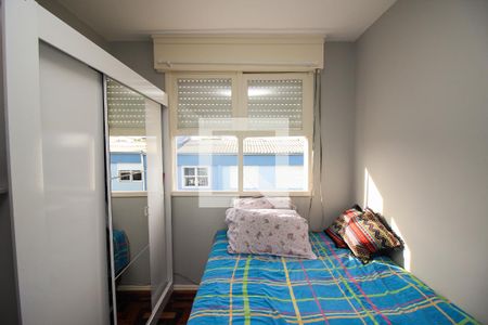 Quarto 1 de apartamento à venda com 3 quartos, 75m² em Camaquã, Porto Alegre