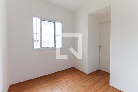 Quarto 1 de apartamento para alugar com 2 quartos, 33m² em Vila Carmosina, São Paulo