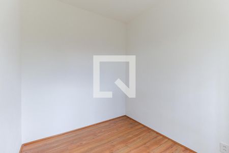 Quarto 1 de apartamento para alugar com 2 quartos, 33m² em Vila Carmosina, São Paulo