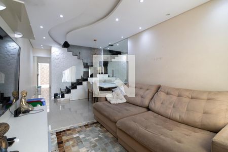 Sala de casa para alugar com 4 quartos, 125m² em Vila Rio Branco, São Paulo