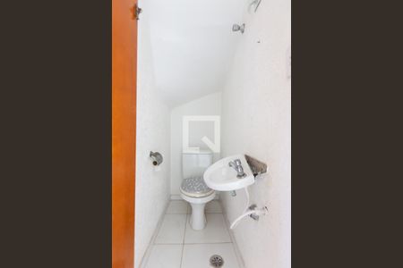 Lavabo da Sala de casa de condomínio para alugar com 3 quartos, 111m² em Cidade Antônio Estevão de Carvalho, São Paulo