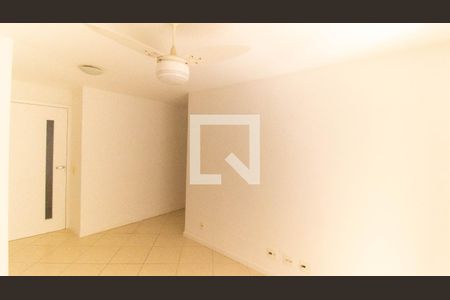 Sala de apartamento à venda com 2 quartos, 71m² em Santa Rosa, Niterói