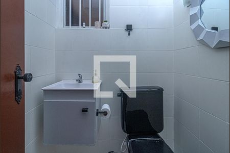 Lavabo de casa à venda com 4 quartos, 180m² em Sacoma, São Paulo