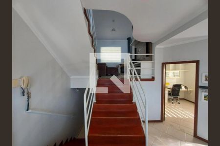 Casa para alugar com 3 quartos, 230m² em Mangabeiras, Belo Horizonte