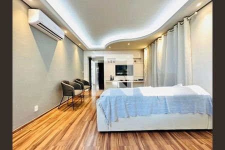 Casa à venda com 3 quartos, 360m² em Heliópolis, Belo Horizonte