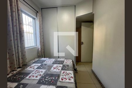 Casa à venda com 5 quartos, 160m² em Indians, Belo Horizonte