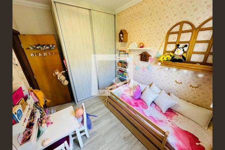 Casa à venda com 3 quartos, 110m² em Trevo, Belo Horizonte