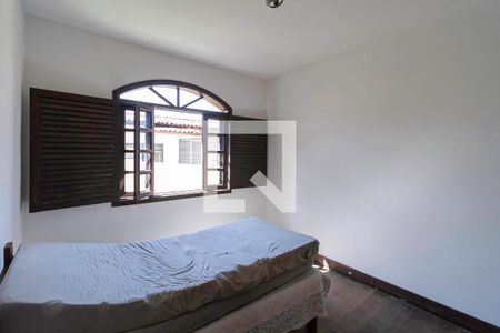 Quarto de casa à venda com 5 quartos, 500m² em São Luiz, Belo Horizonte