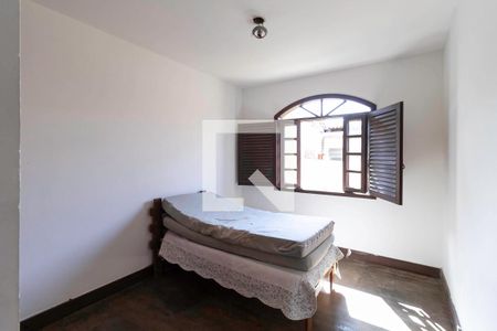 Quarto de casa à venda com 5 quartos, 500m² em São Luiz, Belo Horizonte