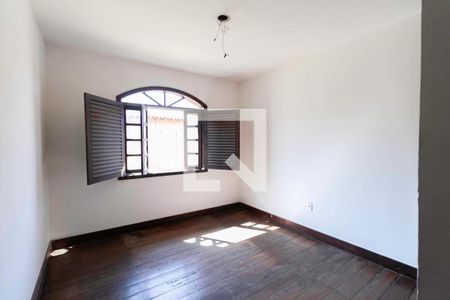 Semi Suíte 1 de casa à venda com 5 quartos, 500m² em São Luiz, Belo Horizonte