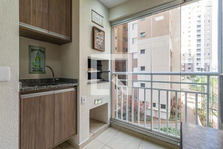 Varanda Sala de apartamento para alugar com 3 quartos, 74m² em Jardim Tupanci, Barueri