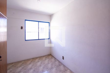 Quarto 2 de apartamento para alugar com 2 quartos, 55m² em Colubandê, São Gonçalo