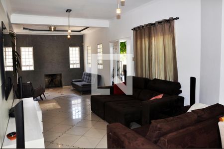 Sala de casa para alugar com 4 quartos, 311m² em Jardim Monjolo, São Paulo