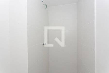 Banheiro de kitnet/studio à venda com 1 quarto, 27m² em Penha de França, São Paulo