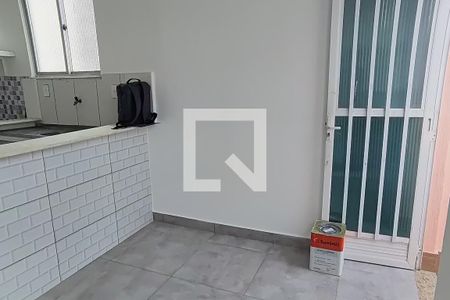 Sala de casa de condomínio para alugar com 1 quarto, 38m² em Taquara, Rio de Janeiro