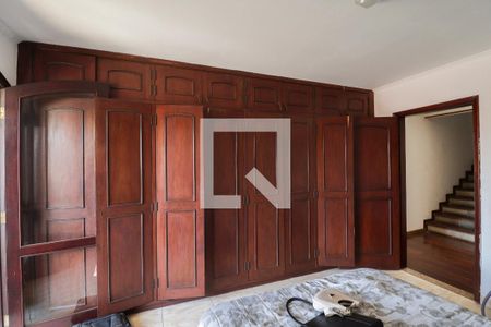 Suíte 1 de casa para alugar com 4 quartos, 350m² em Jardim Sao Bento, São Paulo