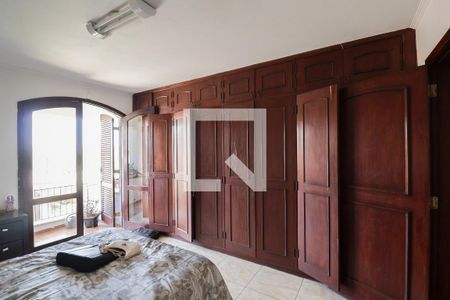 Suíte 1 de casa para alugar com 4 quartos, 350m² em Jardim Sao Bento, São Paulo