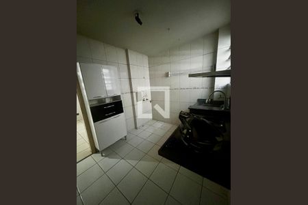 Cozinha de apartamento para alugar com 3 quartos, 60m² em Brasil, Uberlândia