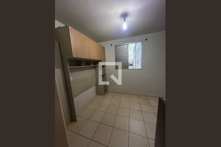 Quarto 1 de apartamento para alugar com 3 quartos, 60m² em Brasil, Uberlândia