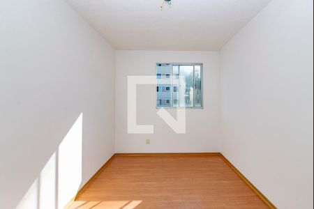 Quarto 1 de apartamento para alugar com 2 quartos, 42m² em Cabral, Contagem