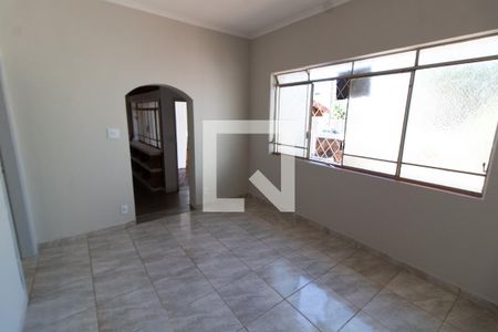 Sala de casa à venda com 3 quartos, 240m² em Jardim Guanabara, Campinas