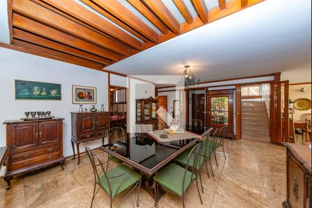 Sala 1 de casa para alugar com 4 quartos, 355m² em Santa Lúcia, Belo Horizonte