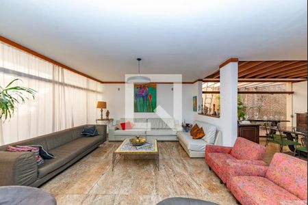 Sala 2 de casa para alugar com 4 quartos, 355m² em Santa Lúcia, Belo Horizonte