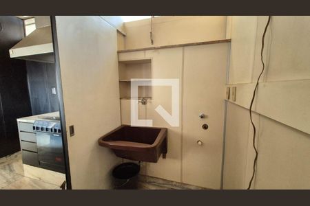 Apartamento à venda com 1 quarto, 77m² em Funcionários, Belo Horizonte