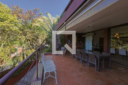 Varanda de casa de condomínio à venda com 3 quartos, 350m² em Vila Alpina, Nova Lima