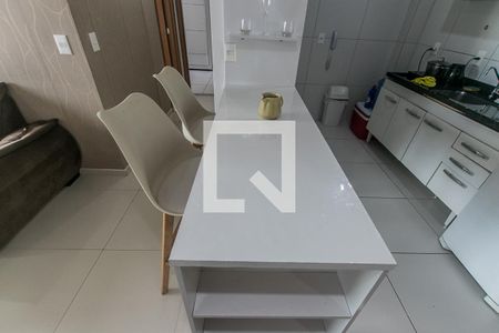 Sala de apartamento para alugar com 2 quartos, 63m² em Praia do Flamengo, Salvador