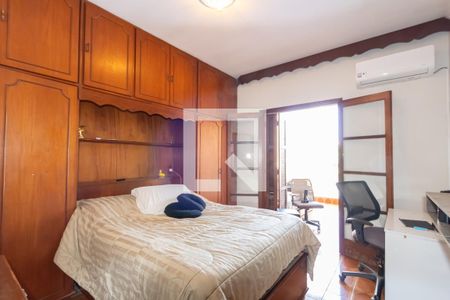 Quarto 1 de casa para alugar com 2 quartos, 150m² em Ayrosa, Osasco