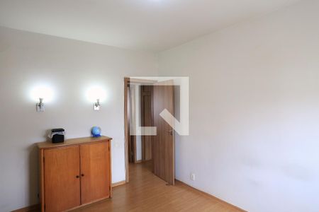 Quarto de apartamento à venda com 3 quartos, 157m² em Centro, Belo Horizonte