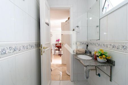 Lavabo de casa de condomínio para alugar com 3 quartos, 210m² em Guabirotuba, Curitiba