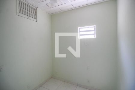 Quarto de casa para alugar com 1 quarto, 50m² em Juscelino, Mesquita