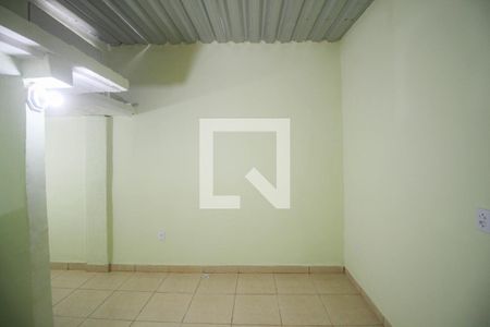 Sala 2 de casa para alugar com 1 quarto, 50m² em Juscelino, Mesquita