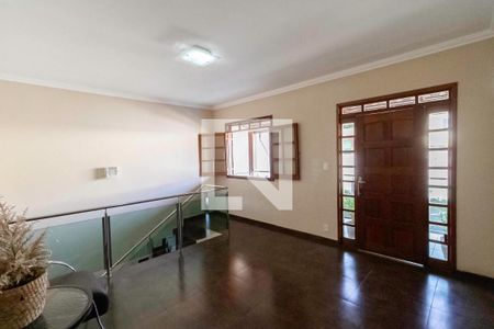 Sala 2 de casa à venda com 3 quartos, 220m² em Coqueiros, Belo Horizonte