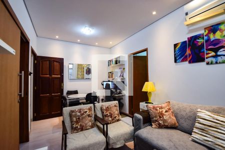 Sala de casa de condomínio à venda com 1 quarto, 42m² em Higienópolis, Rio de Janeiro