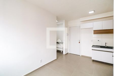 Sala/Cozinha de apartamento para alugar com 2 quartos, 38m² em Jaguaré, São Paulo