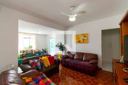 Sala de casa à venda com 4 quartos, 160m² em Jardim Ivone, São Paulo