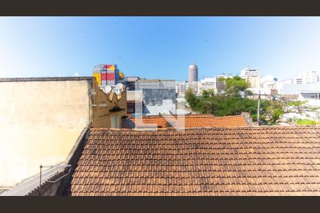 Vista Sala de apartamento à venda com 2 quartos, 76m² em Centro, Niterói