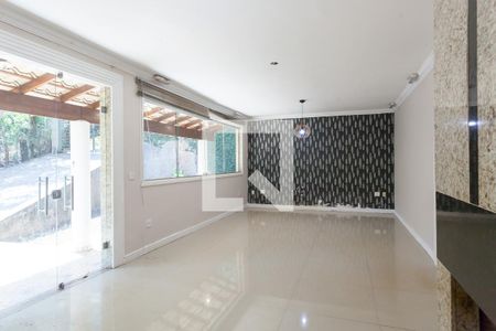 Sala de casa de condomínio à venda com 3 quartos, 140m² em Piedade do Paraopeba, Brumadinho