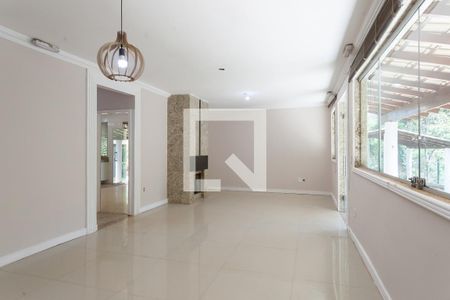 Sala de casa de condomínio à venda com 3 quartos, 140m² em Piedade do Paraopeba, Brumadinho