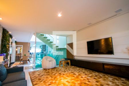 Sala de casa à venda com 3 quartos, 248m² em Vila Lilica, Santo André