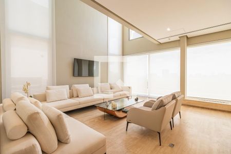 Sala de casa à venda com 4 quartos, 574m² em Centro Comercial Jubran, Barueri