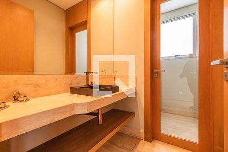 Lavabo de casa à venda com 4 quartos, 574m² em Centro Comercial Jubran, Barueri