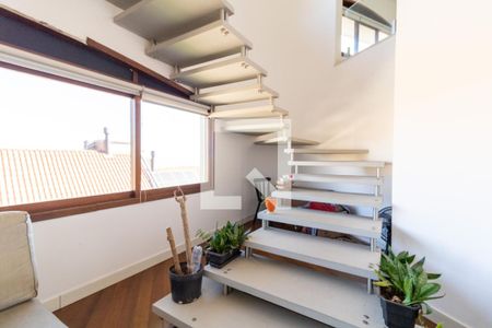 Escada de casa à venda com 4 quartos, 648m² em Tristeza, Porto Alegre