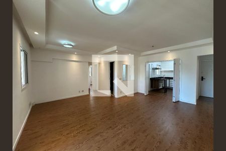 Sala de apartamento à venda com 3 quartos, 105m² em Jardim Tupanci, Barueri