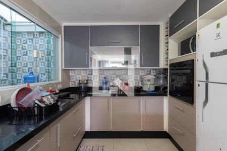 Sala/Cozinha de casa de condomínio para alugar com 2 quartos, 93m² em Vila Ré, São Paulo